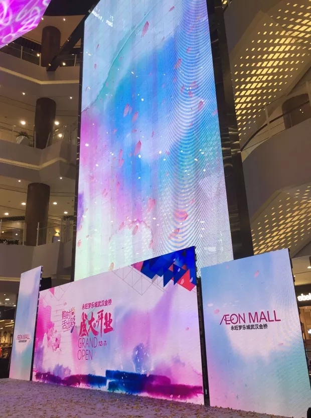 這面3層樓高的壹品玉屏，帶火這座16萬㎡購物中心的線下營銷 5.webp.jpg